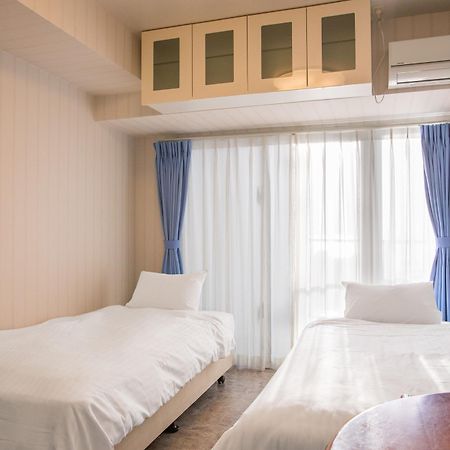 Beachside Condominium Chatan Exterior foto