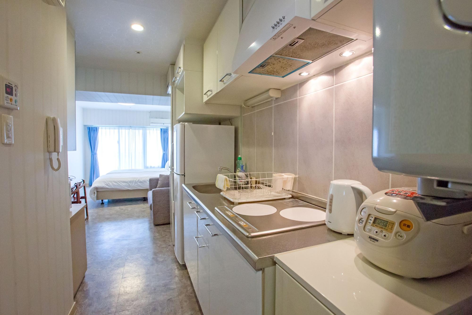 Beachside Condominium Chatan Exterior foto
