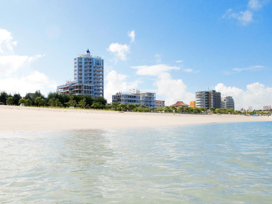Beachside Condominium Chatan Exterior foto