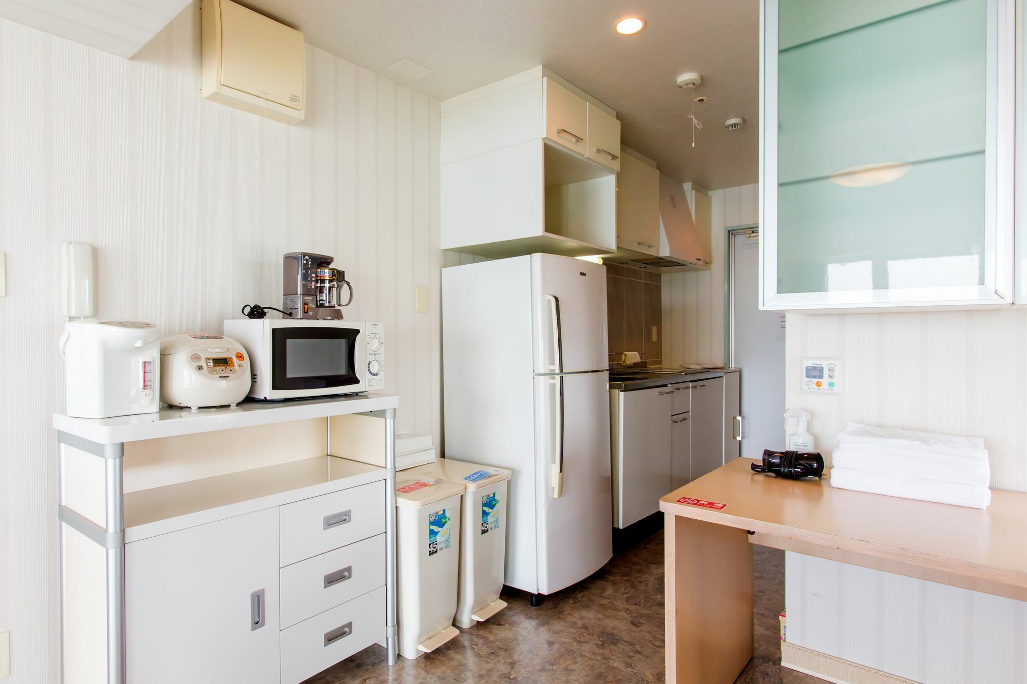 Beachside Condominium Chatan Exterior foto